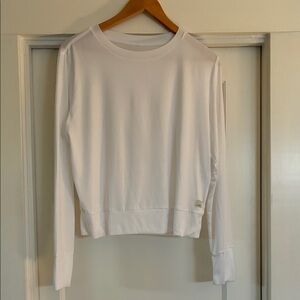 Vuori NWOT Women's Daydream Sweater.  White. Size M.
